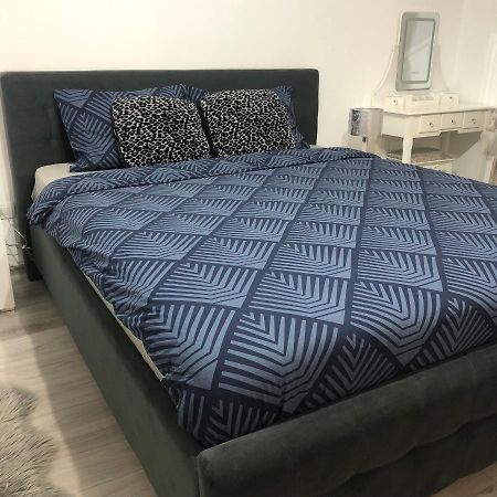 Skepsis Apartament Apartment อัลบายูเลีย ภายนอก รูปภาพ